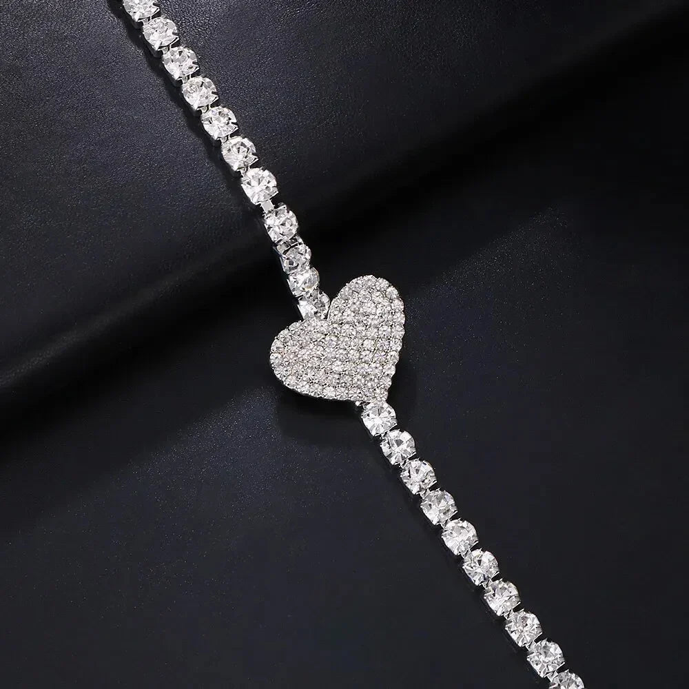 Collar Pectoral Corazón con Pedrería